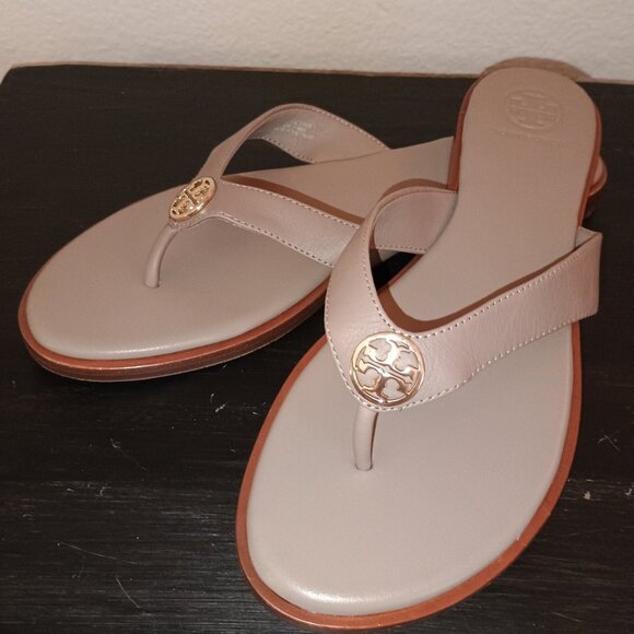 Tory Burch Shoes - NEW Tory Burch Benton Thong Sandal